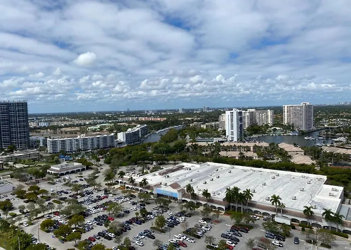 Amazing Studio Beach Walking Distance! 26B